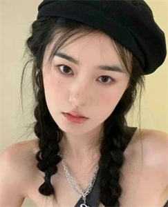 约会当天，体育生男友在酒店上下跑书目