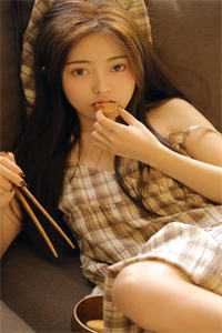 洪水泛滥，消防员老公要我请求支援精彩