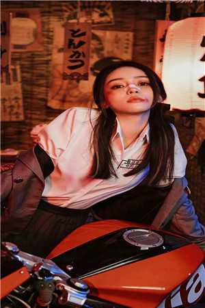 被资助生骗去园区后，发现我是一条巨蟒试读