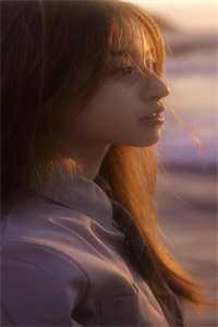 助学金被抢后，我把一箱军功章还给国家全文无删减