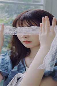 偏我醒时花凋落畅销巨著